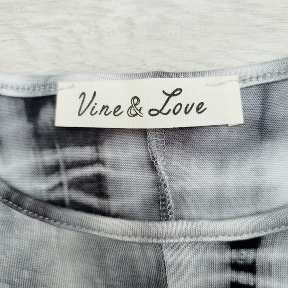 NEW Vine & Love Tie Front Tie Dye Tee Top sz M - Picture 10 of 12